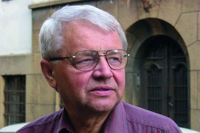 Elhunyt Bertók Lászó
